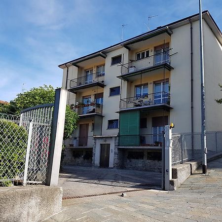Casa Elena Lejlighed Albese Con Cassano Eksteriør billede