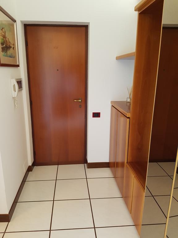Casa Elena Lejlighed Albese Con Cassano Eksteriør billede